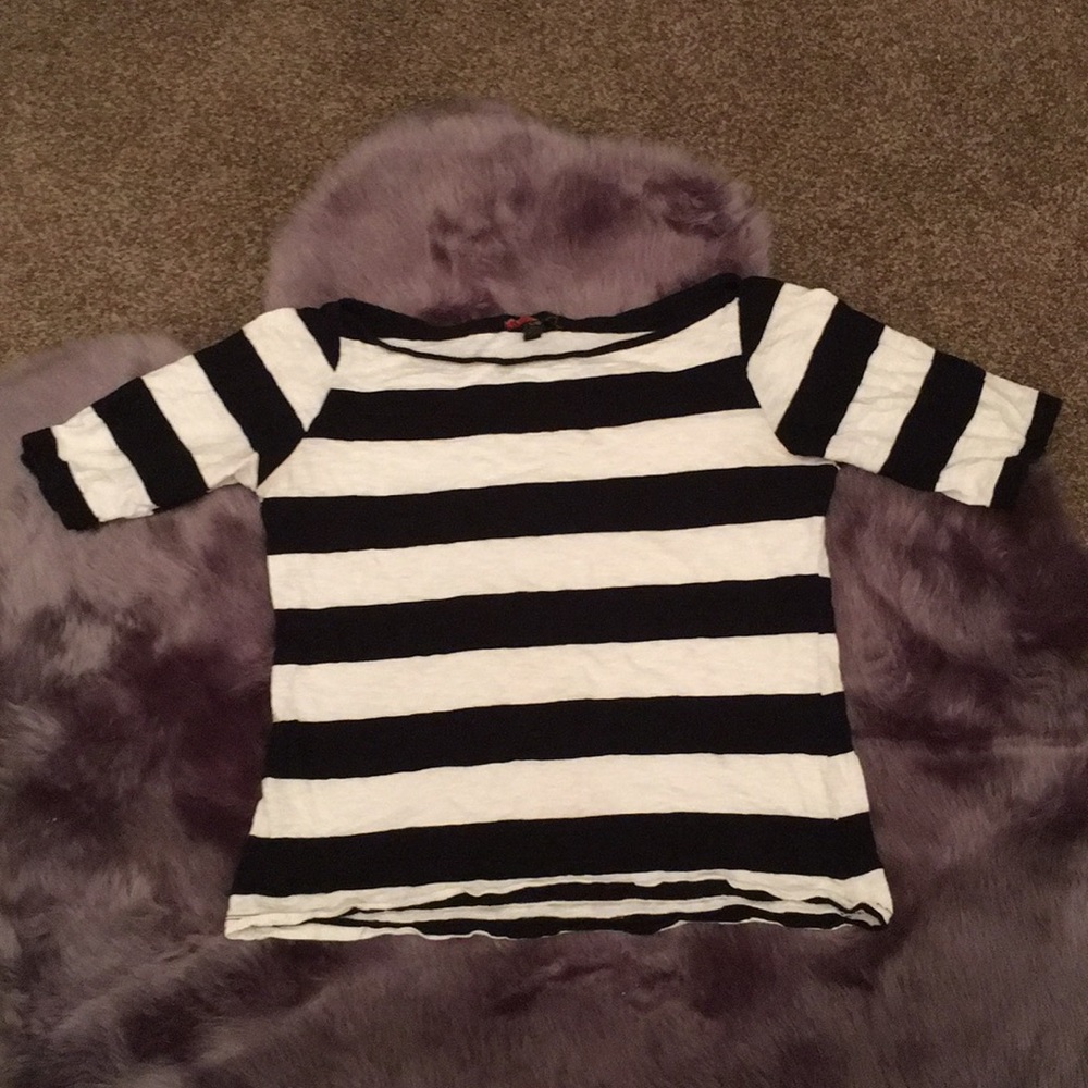 Black & White Rue21 Top